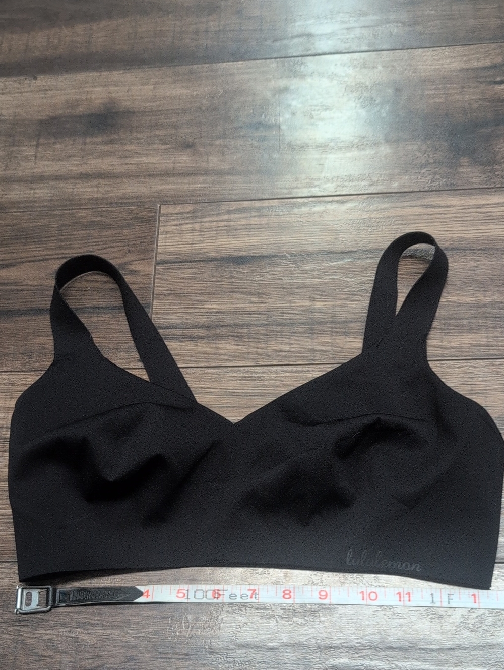 Lululemon Invisiwear Uplift Bra